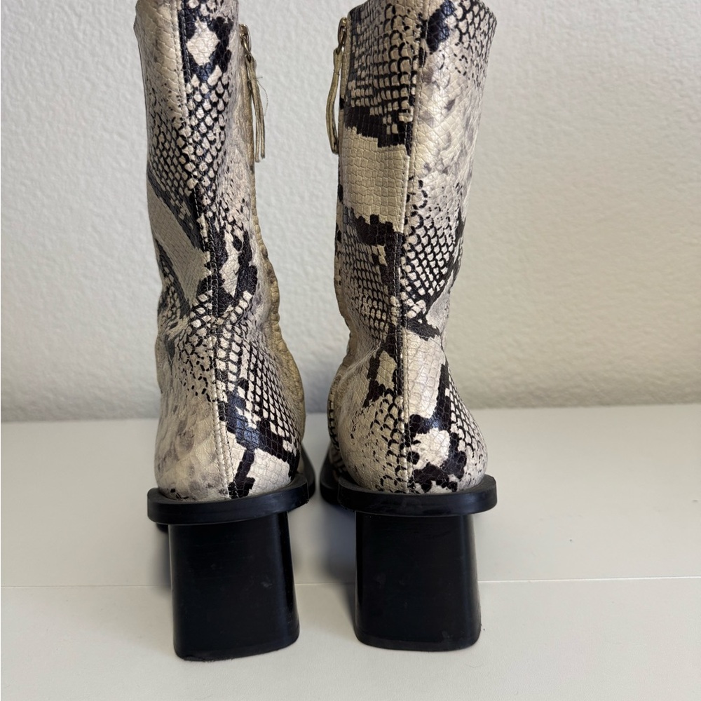 ZARA Snakeskin Block Heel Ankle Boots • Black & Cream • EU 41 / US 10 - Picture 7 of 8